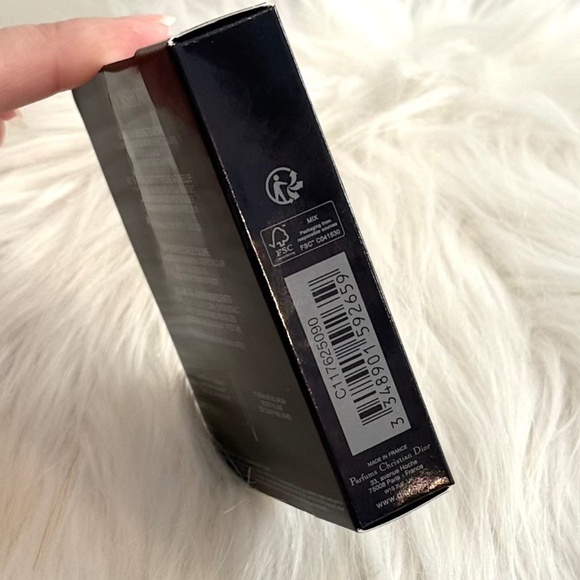 Diorshow 24H Buildable Volume Mascara - Travel Size 4ml/.13 oz (NIB) - Picture 6 of 6